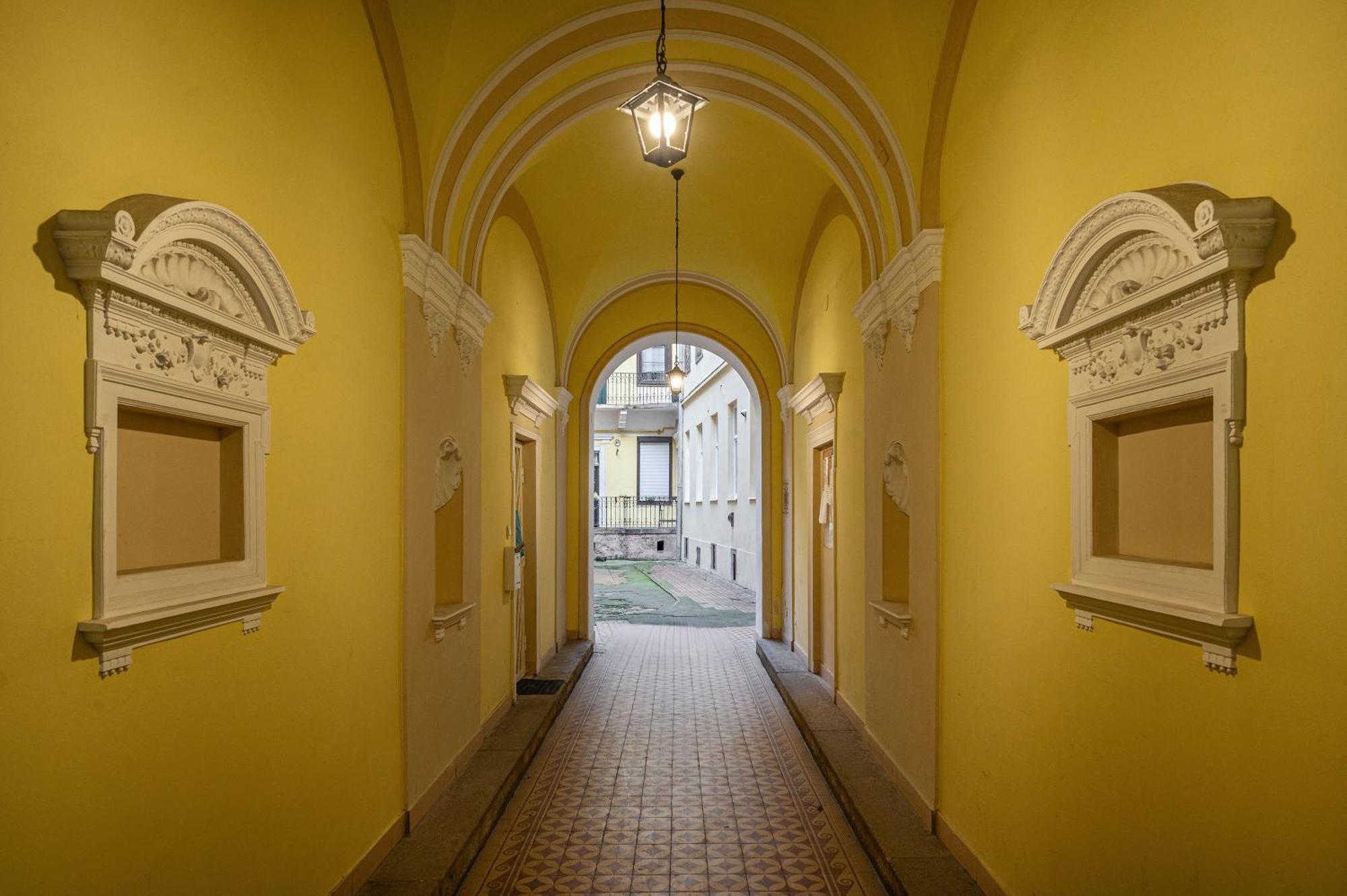 District 6Th Sense Apartment Budapest Exteriör bild